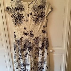 Size 10 knee length white lace floral dress